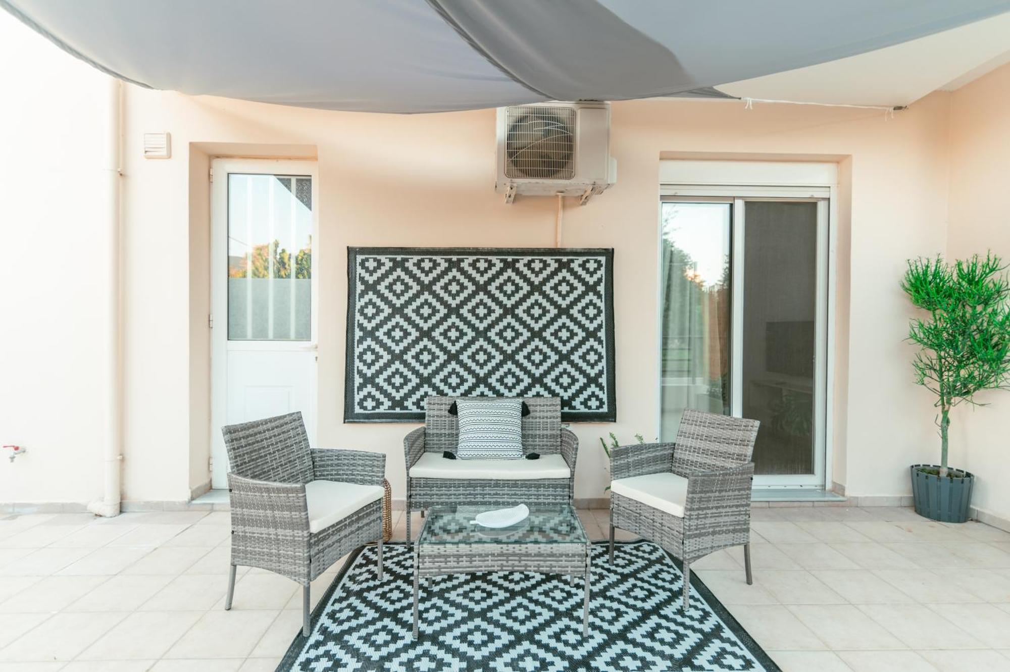 Casa Calida - 500m To Kos Town Apartment